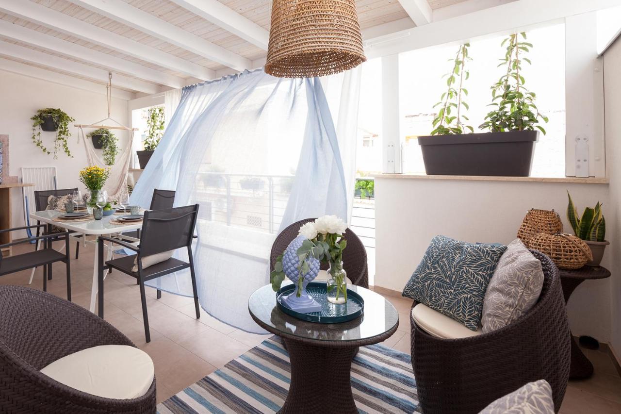 Holiday House Da Vinci Apartment Terrasini Luaran gambar