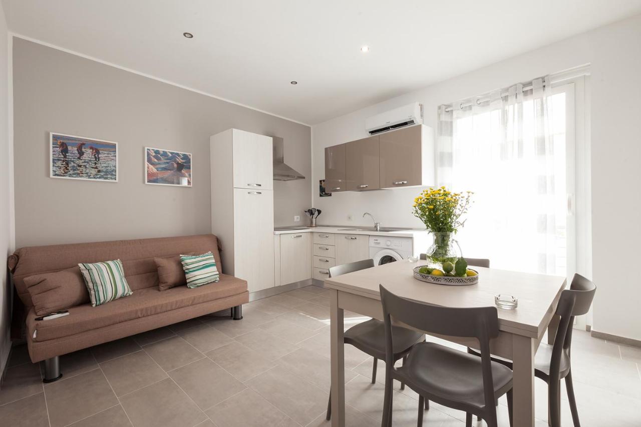 Holiday House Da Vinci Apartment Terrasini Luaran gambar