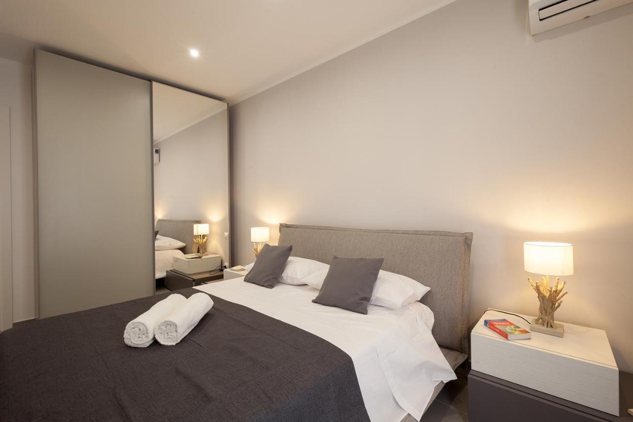 Holiday House Da Vinci Apartment Terrasini Luaran gambar