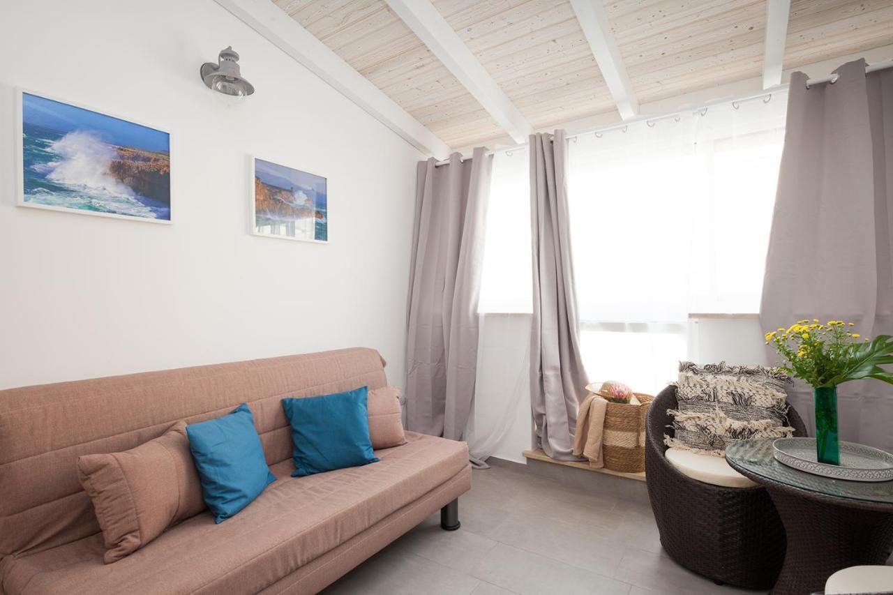 Holiday House Da Vinci Apartment Terrasini Luaran gambar