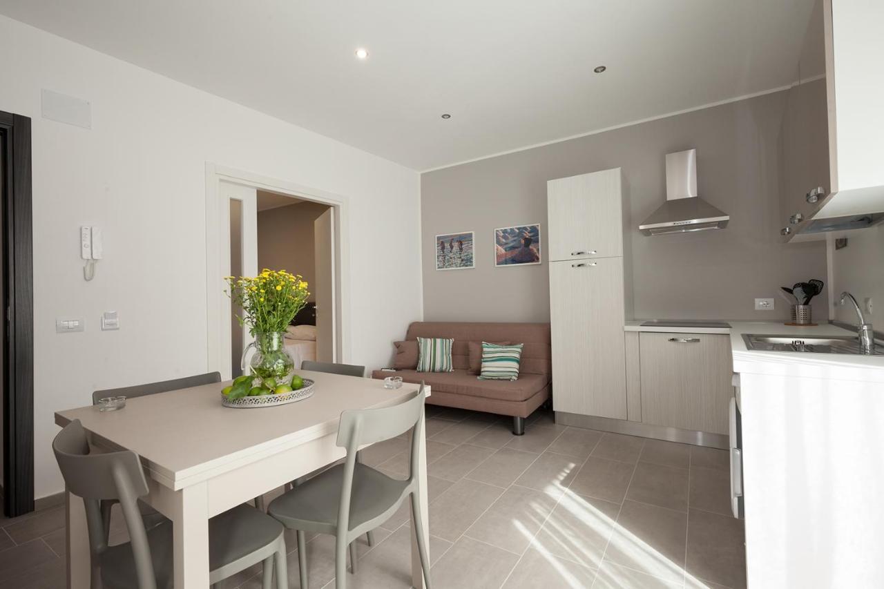Holiday House Da Vinci Apartment Terrasini Luaran gambar