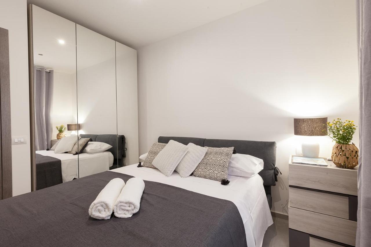 Holiday House Da Vinci Apartment Terrasini Luaran gambar