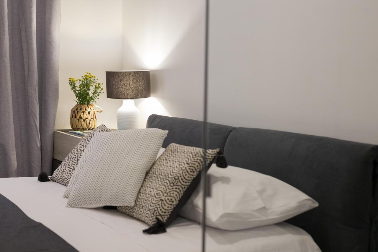 Holiday House Da Vinci Apartment Terrasini Luaran gambar